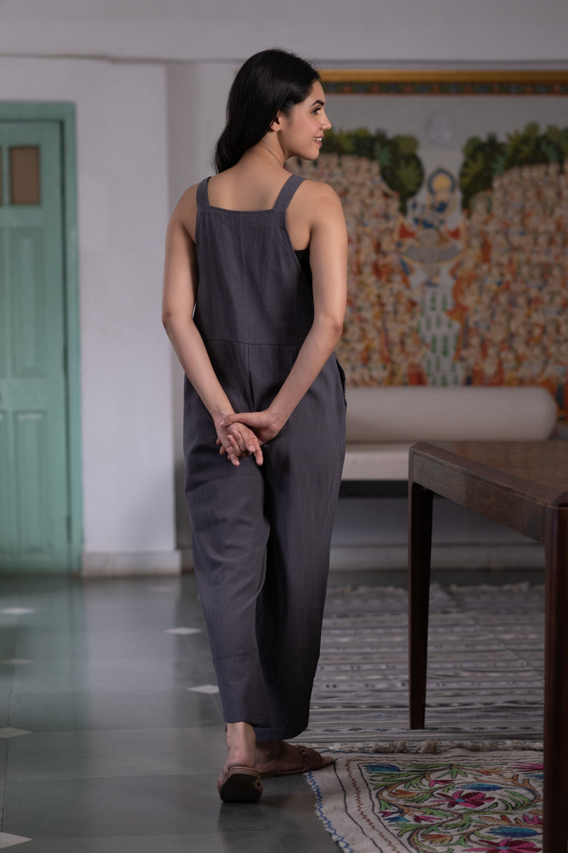 Women’s Comfy Jumpsuit with adjustable straps - Blackbeads